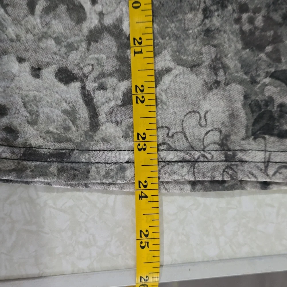 The North Face Gray Print T-shirt Size S/P - Picture 12 of 13